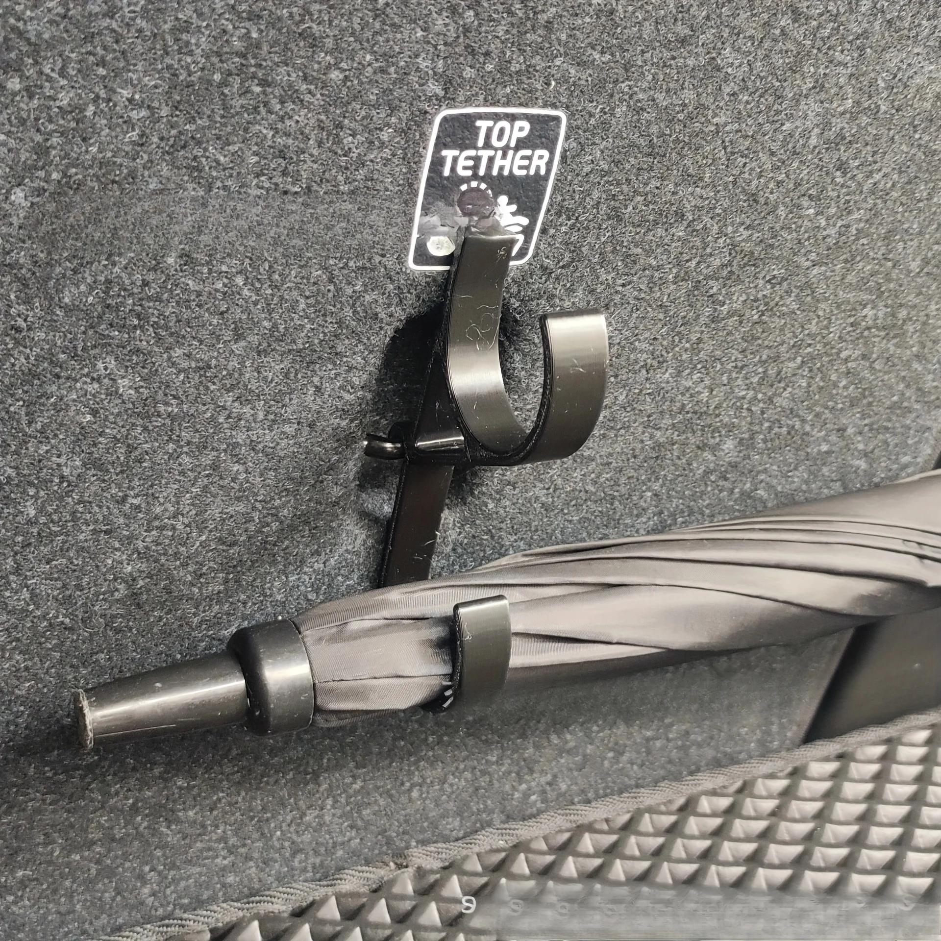 Two Car Umbrella Hooks - Trunk Hooks, Suitable for Sedans And Suvs with No-Drill Installation, Multifunctional Back Storage Rack 1